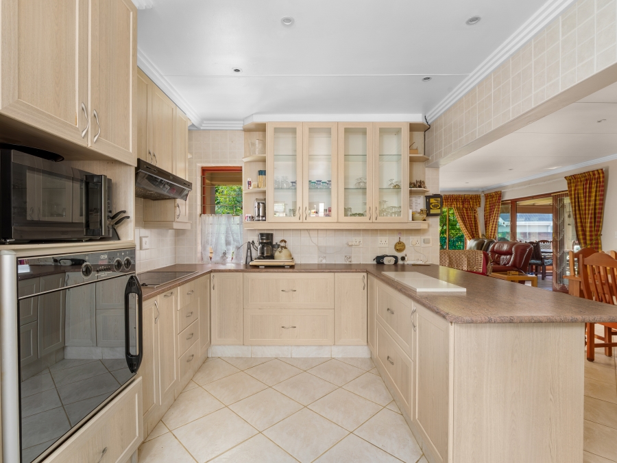 3 Bedroom Property for Sale in The Island Western Cape